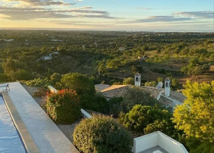 Βίλα Casa Tin Tin